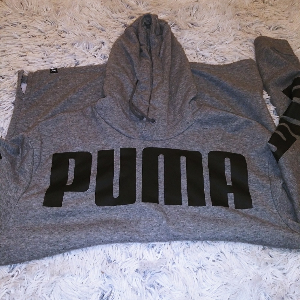 Puma sweater